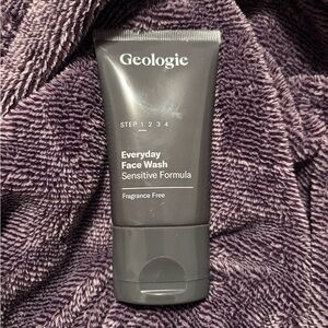 Geologie Step 1- Everyday Face Wash for Sensitive Skin. Still sealed